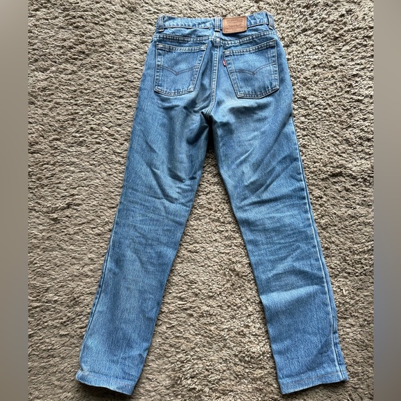 Vintage Levi’s Straight Leg Jeans - Picture 5 of 5